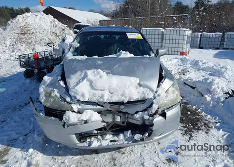 2005 Honda Accord 2.4 Ex из США, поврежденный, VIN 1HGCM56855A131486